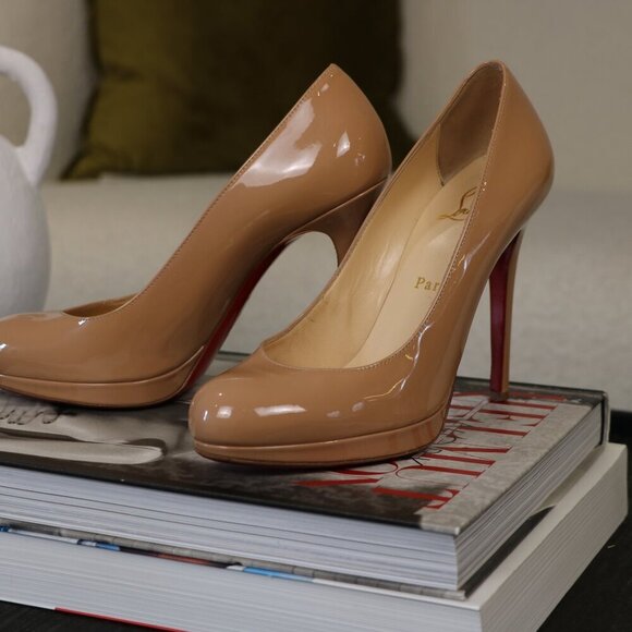 Christian Louboutin Nude Patent Leather Simple Round Toe Pumps - Picture 2 of 7